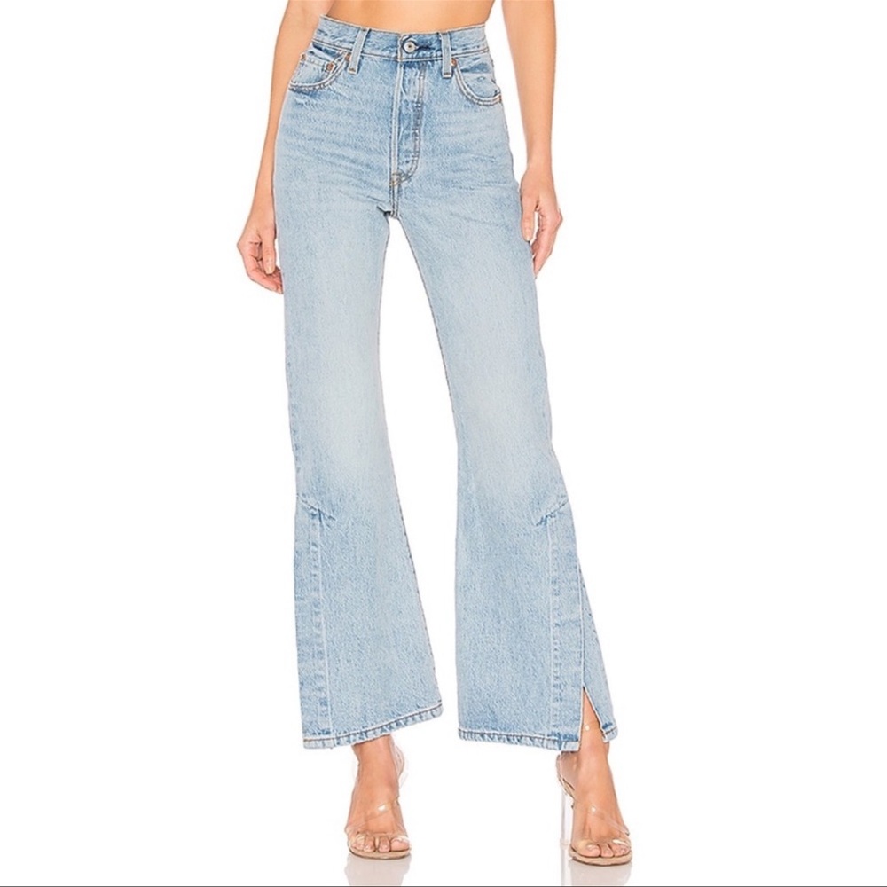 Levi’s Ribcage Splitflare Jeans size 30!